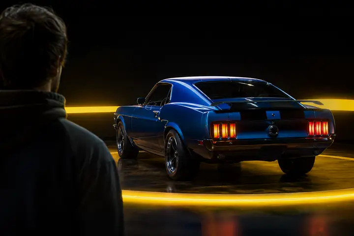 Previs-Modell eines blauen Muscle-Cars für Filmproduktionen